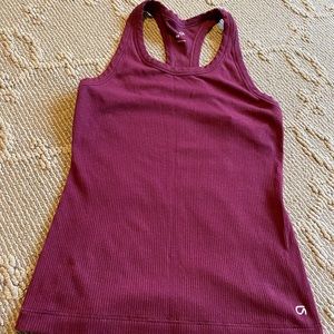 Gap work out top